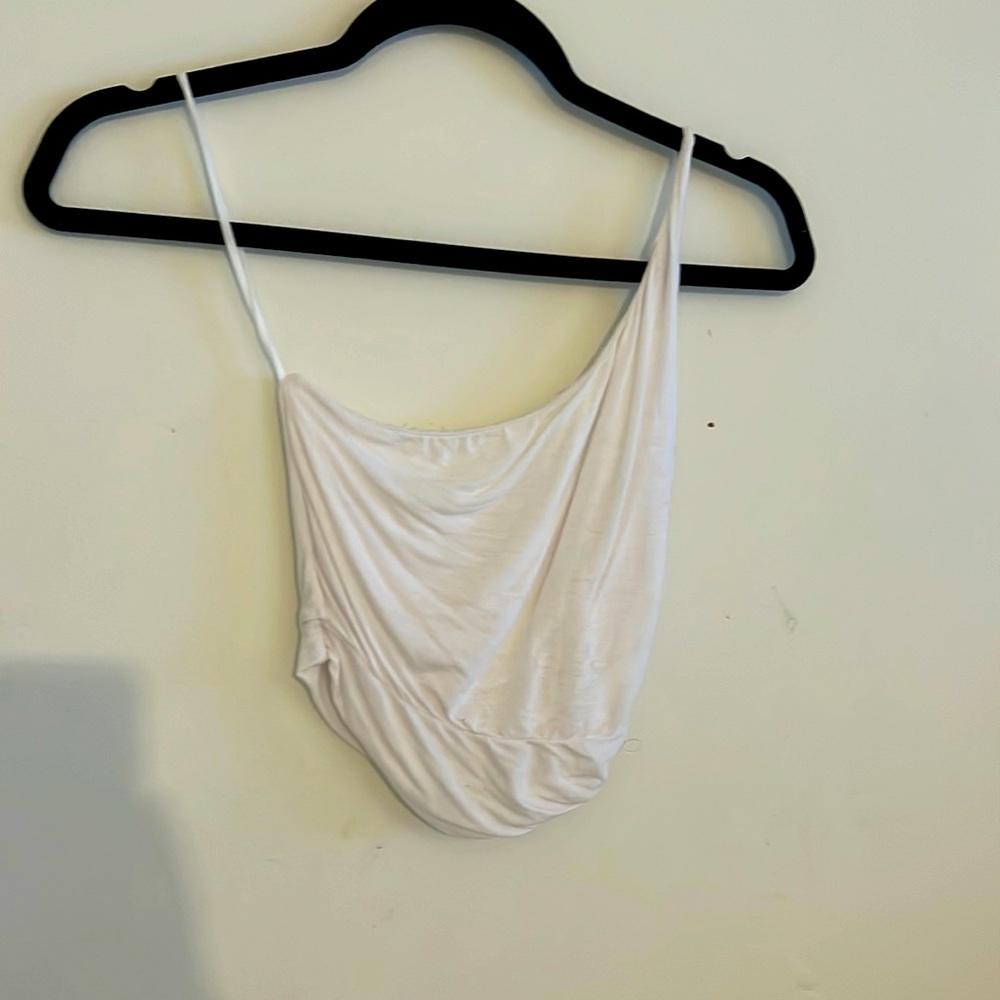 Little crop top